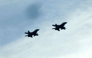 Νέες προκλήσεις της Τουρκίας στο Αιγαίο: Υπερπτήσεις F-16 πάνω από Παναγιά και Οινούσσες