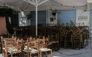 Δημοσκόπηση ProRata: «Όχι» στο πρόωρο άνοιγμα των μπαρ από τους Έλληνες &#8211; Η διαφορά ανάμεσα σε ΝΔ και ΣΥΡΙΖΑ