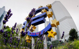 Ευρωπαϊκή Τράπεζα Επενδύσεων: Έρχονται δάνεια 2 δισ. ευρώ σε επιχειρήσεις