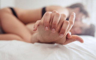 Κορονοϊός: Ο φόβος για τη νόσο βελτίωσε τη σεξουαλική ζωή των ζευγαριών