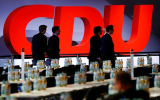 Ο κορονοϊός δεν αναβάλει το συνέδριο του CDU
