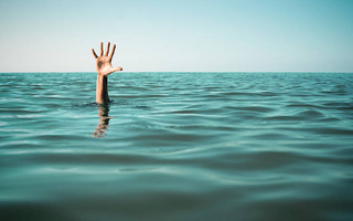 Νεκρός κολυμβητής στο Ηράκλειο Κρήτης – Οι απεγνωσμένες προσπάθειες του ναυαγοσώστη