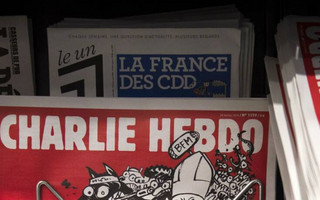 Το μουσουλμανικό Συμβούλιο των Σοφών μηνύει το Charlie Hebdo