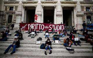Ιταλία: 12χρονη μαθήτρια στο Τορίνο δίνει αγώνα για να ξανανοίξουν τα σχολεία