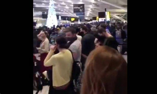 Νέο στέλεχος κορονοϊού στη Βρετανία: Χαμός στο αεροδρόμιο του Χίθροου