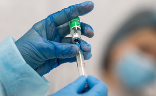 Ναύπακτος: Κανονικά σήμερα οι εμβολιασμοί &#8211; Υπό διερεύνηση η βλάβη στο ψυγείο