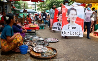 Η χούντα της Μιανμάρ σκοπεύει να διαλύσει το κόμμα της Σου Τσι