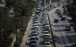 Κίνηση τώρα: Μεγάλο μποτιλιάρισμα στο Κηφισό &#8211; Ταλαιπωρία για τους οδηγούς στην εθνική οδό