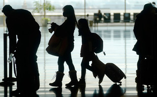 ΗΠΑ: Στα ύψη οι κρατήσεις μετά το «πράσινο φως» στις πτήσεις από το εξωτερικό για τους μη Αμερικανούς ταξιδιώτες