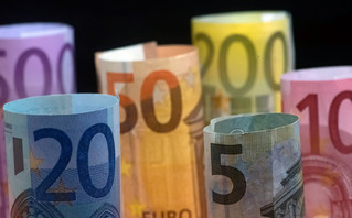 Πληρωμές 2,5 δισ. ευρώ από σήμερα σε 5,6 εκατ. δικαιούχους &#8211; Ποιοι θα πάρουν λεφτά μέχρι τις 30 Ιουλίου