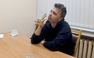 Λευκορωσία: Σε κατ&#8217; οίκον περιορισμό ο Προτασέβιτς και η σύντροφός του