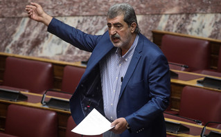 Νέα ένταση στη Βουλή με τον Πολάκη: Του έκλεισαν το μικρόφωνο και διεκόπη η συνεδρίαση