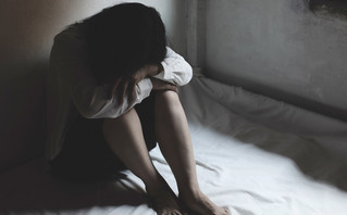 Η συγκλονιστική μαρτυρία του βιασμού ενός 22χρονου κοριτσιού: Τι της συνέβη μέρα &#8211; μεσημέρι σε κεντρική περιοχή της Αττικής
