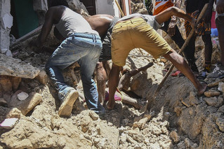 Σεισμός στην Αϊτή: 227 οι νεκροί και εκατοντάδες τραυματίες και αγνοούμενοι