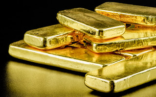 Οι G7 αποφάσισαν την απαγόρευση εισαγωγής χρυσού από τη Ρωσία