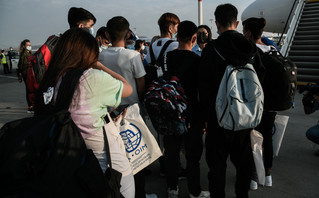 Αποχαιρέτησαν την Ελλάδα 11 προσφυγόπουλα