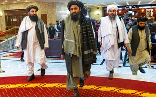 Ταλιμπάν: Ζητάνε πρόσβαση στα παγωμένα 9,5 δισ. δολάρια της κεντρικής τράπεζας του Αφγανιστάν