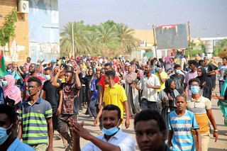 Σουδάν: Τρεις νεκροί και 80 τραυματίες στις διαδηλώσεις κατά του πραξικοπήματος	