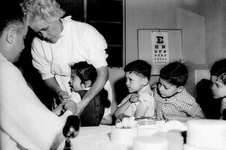 εμβολιασμός παιδιών για την πολιομυελίτιδα στις ΗΠΑ