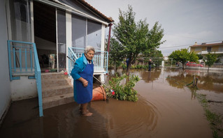 Απόγνωση στα πλημμυρισμένα σπίτια στην Εύβοια Απόγνωση στα πλημμυρισμένα σπίτια στην Εύβοια