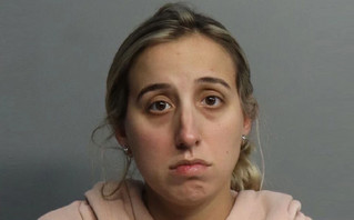 Καθηγήτρια συνελήφθη γιατί έκανε σεξ με 14χρονο μέσα σε αμάξι &#8211; Έστελνε μηνύματα με τα «συναισθήματά» της