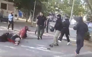 ΕΠΙΘΕΣΗ ΣΕ ΑΦΙΣΟΚΟΛΗΤΕΣ ΤΟΥ ΚΕΕΡΦΑ ΣΤΟ ΝΕΟ ΗΡΑΚΛΕΙΟ ΕΠΙΘΕΣΗ ΣΕ ΑΦΙΣΟΚΟΛΗΤΕΣ ΤΟΥ ΚΕΕΡΦΑ ΣΤΟ ΝΕΟ ΗΡΑΚΛΕΙΟ