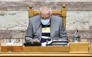 Ο Νικήτας Κακλαμάνης στη Βουλή Ο Νικήτας Κακλαμάνης στη Βουλή