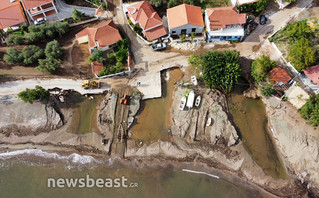 Το Newsbeast στη Βόρεια Εύβοια: «Ούτε ένας αρμόδιος δε φάνηκε εδώ μετά την καταστροφή»