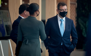Άλμπερτ Μπουρλά στα εγκαίνια κέντρου καινοτομίας της Pfizer Άλμπερτ Μπουρλά στα εγκαίνια κέντρου καινοτομίας της Pfizer