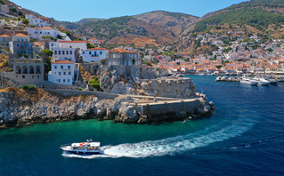 Conde Nast Traveler: Επτά ελληνικά νησιά ανάμεσα στα 20 καλύτερα της Ευρώπης
