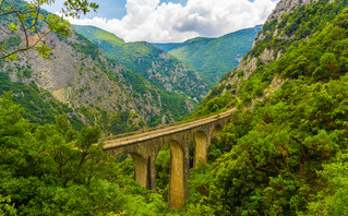 Το εντυπωσιακό φαράγγι του Ασωπού στην Οίτη