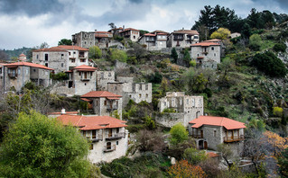 Τα πέτρινα σπίτια της Στεμνίτσας
