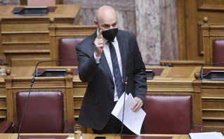 Ο Γιώργος Αμυράς στη Βουλή