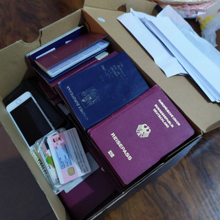 Διαβατήρια από το κύκλωμα μεταναστών Διαβατήρια από το κύκλωμα μεταναστών
