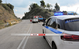 Σφοδρή θανατηφόρα μετωπική σύγκρουση αυτοκινήτων