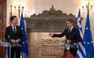 Επεισόδιο στις δηλώσεις του Κυριάκου Μητσοτάκη και του Μαρκ Ρούτε Επεισόδιο στις δηλώσεις του Κυριάκου Μητσοτάκη και του Μαρκ Ρούτε