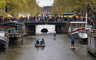 Διαμαρτυρία τον Μάιο στο Άμστερνταμ κατά των περιορισμών εξαιτίας του κορονοϊού