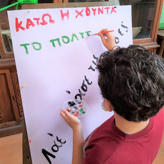 Το μήνυμα του Πολυτεχνείου μετέφεραν μέσα από ζωγραφιές και εκδηλώσεις, οι Αιγυπτιώτες μαθητές των σχολείων της ελληνικής κοινότητας Αλεξανδρείας