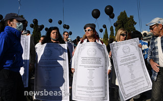 Συγκέντρωση υγειονομικών κατά του υποχρεωτικού εμβολιασμού