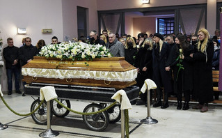 Ράγισαν καρδιές στην κηδεία του Γέλοβατς Ράγισαν καρδιές στην κηδεία του Γέλοβατς