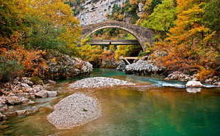 Το γεφύρι της Πολιτσάς στον Άραχθο