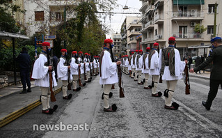 Κηδεία Κάρολου Παπούλια