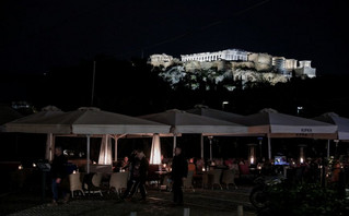 Νυχτερινή εικόνα από την Αθήνα Νυχτερινή εικόνα από την Αθήνα