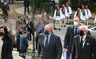 Κηδεία Κάρολου Παπούλια