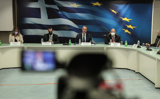 Πλεύρης Σταϊκούρας κάνουν ανακοινώσεις Πλεύρης Σταϊκούρας κάνουν ανακοινώσεις