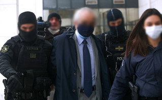 Ο αποκαλούμενος ψευτογιατρός Ο αποκαλούμενος ψευτογιατρός