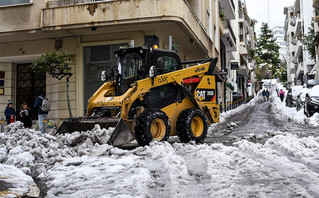 Η τιτάνια μάχη συνεχίζεται για την αποκατάσταση των προβλημάτων στο κέντρο και στις γειτονιές της Αθήνας Η τιτάνια μάχη συνεχίζεται για την αποκατάσταση των προβλημάτων στο κέντρο και στις γειτονιές της Αθήνας