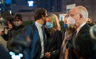 Ένοχη η Ελίζαμπεθ Χολμς για το σκάνδαλο Theranos Ένοχη η Ελίζαμπεθ Χολμς για το σκάνδαλο Theranos