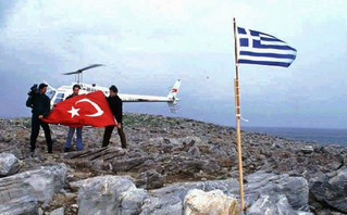 Τούρκοι δημοσιογράφοι στα ίμια Τούρκοι δημοσιογράφοι στα ίμια
