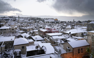 Στα λευκά η Ιερουσαλήμ, το Ισραήλ και η Δυτική Όχθη